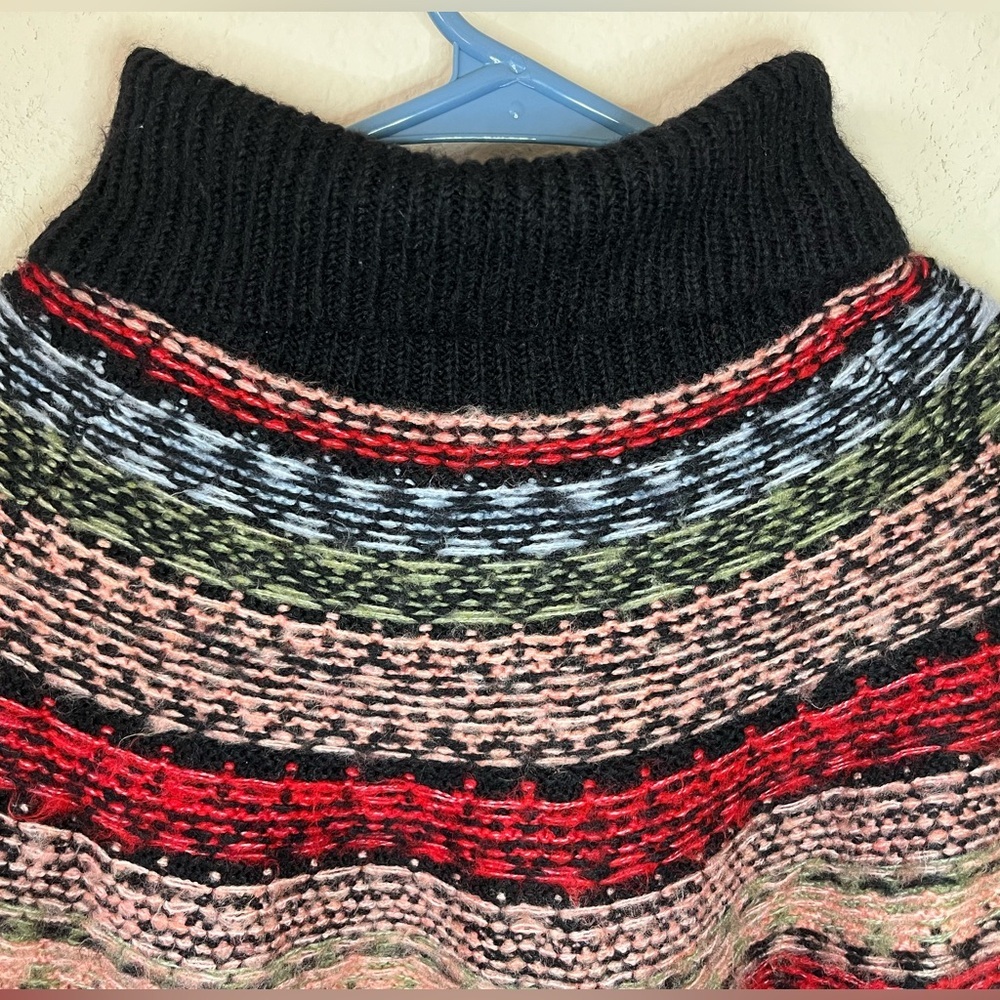 black turtleneck with colorful striped shoulder line , Size L - Picture 2 of 6